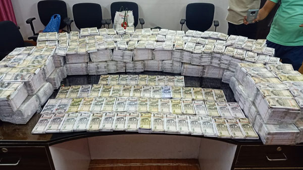 రూ.7.9 కోట్ల విలువ చేసే దొంగనోట్లు..