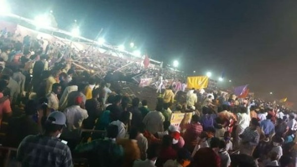 కెపాసిటీకి మించి... 