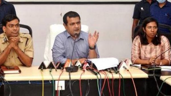 స్టీల్ ప్లాంట్ స్లిప్పులపై కలెక్టర్ సీరియస్ స్టీల్ ప్లాంట్ స్లిప్పులపై కలెక్టర్ సీరియస్