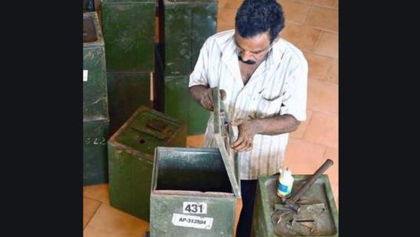 ఆవేదన తెలిపేందుకే.. ఆవేదన తెలిపేందుకే..