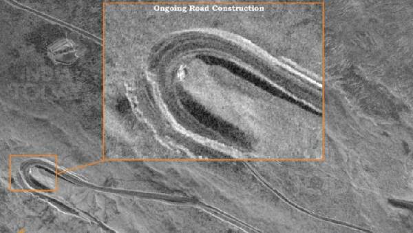 ఆర్మీ పోస్టులు.. రోడ్లు.. ఆర్మీ పోస్టులు.. రోడ్లు..