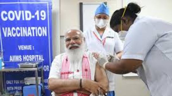 వ్యాక్సిన్ సర్టిఫికెట్ లో మోడీ ఫోటో ... ఎన్నికల రాష్ట్రాల్లో అభ్యంతరం వ్యాక్సిన్ సర్టిఫికెట్ లో మోడీ ఫోటో ... ఎన్నికల రాష్ట్రాల్లో అభ్యంతరం