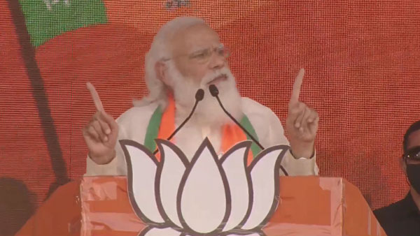 PM Modi Targets Mamata Banerjee At Kolkata Rally, Promises Sonar Bangla PM Modi Targets Mamata Banerjee At Kolkata Rally, Promises Sonar Bangla