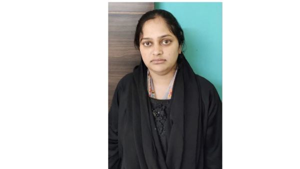  పెళ్లిలో పరిచయం