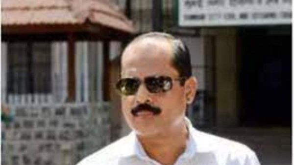 నకిలీ ఆధార్ కార్డుతో సచిన్ వాజే హోటల్లో బస ... 5 రోజులు హోటల్లోనే నకిలీ ఆధార్ కార్డుతో సచిన్ వాజే హోటల్లో బస ... 5 రోజులు హోటల్లోనే