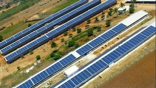 రిజర్వాయర్‌పై ఫ్లోటింగ్ సోలార్ ప్లాంట్