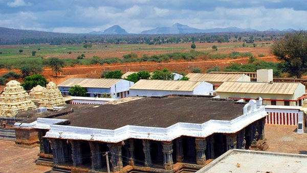 శ్రీశైలం మల్లన్న ఆలయానికి కరోన ఎఫెక్ట్ ... అన్న ప్రసాద వితరణ నిలిపివేత