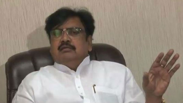 తప్పుపట్టిన వర్ల రామయ్య