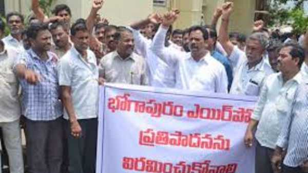 తమకు మాట మాత్రం చెప్పకుండా చేస్తున్న సర్వేను అడ్డుకున్న రైతులు తమకు మాట మాత్రం చెప్పకుండా చేస్తున్న సర్వేను అడ్డుకున్న రైతులు