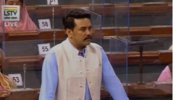 స్టీల్ ప్లాంట్పై కేంద్రం వరుస షాకులు స్టీల్ ప్లాంట్పై కేంద్రం వరుస షాకులు