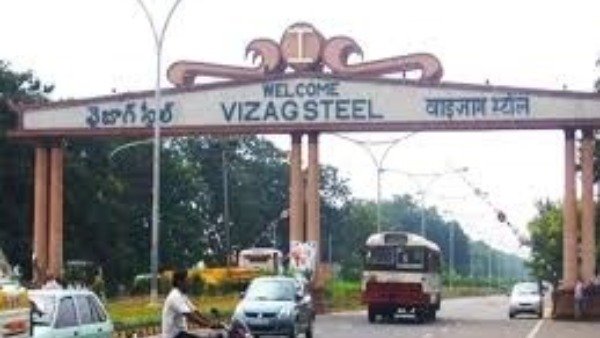 నా చెవుల్లో నాటి నినాదాలు..