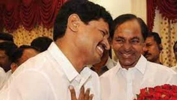 సంతోష్.. కేసీఆర్ కొడుకేనట..