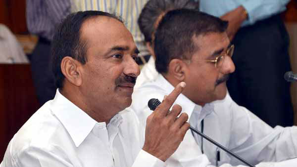 కొన్నాళ్లుగా ఈటల ధిక్కార స్వరం...