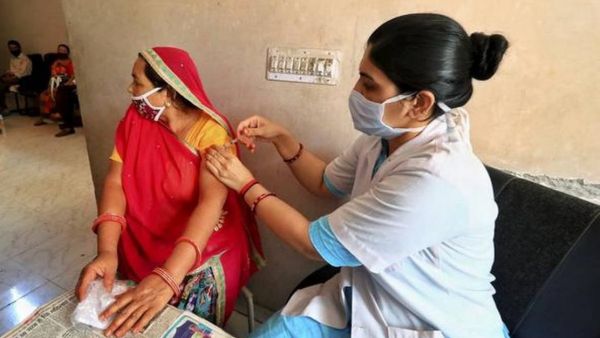 వ్యాక్సిన్ల చోరీపై సర్కార్ సీరియస్ వ్యాక్సిన్ల చోరీపై సర్కార్ సీరియస్