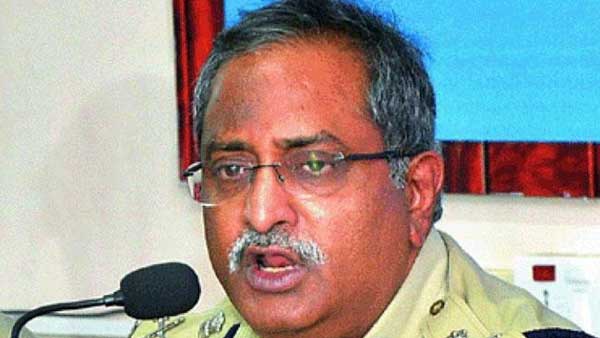 తొలగింపుపై న్యాయస్థానంలో పోరు