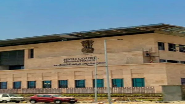 అంతా హైకోర్టు, జగన్ సర్కార్ చేతుల్లోనే అంతా హైకోర్టు, జగన్ సర్కార్ చేతుల్లోనే