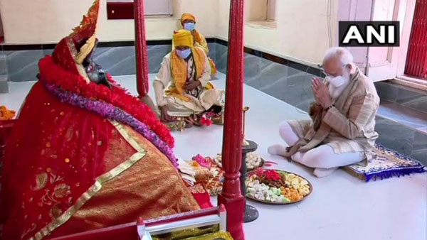 Bangladesh seals borders with India from Monday till the 14 days Bangladesh seals borders with India from Monday till the 14 days