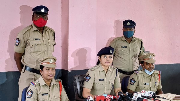 భార్గవ్ అరెస్ట్.. 14 రోజుల రిమాండ్.. భార్గవ్ అరెస్ట్.. 14 రోజుల రిమాండ్..