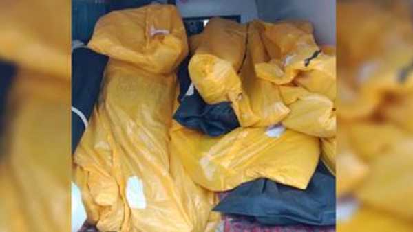 Bodies of 22 COVID-19 victims stuffed in one ambulance in Maharashtra, public outrage Bodies of 22 COVID-19 victims stuffed in one ambulance in Maharashtra, public outrage