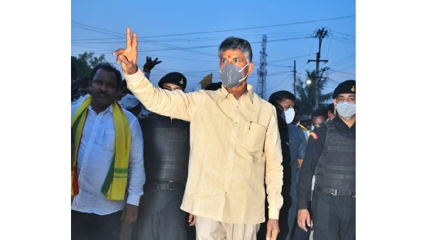 చేయడానికి ఏమీ లేకనే వైసీపీ నేతలు టీడీపీ నేతలపై దాడులు చేయిస్తున్నారు 