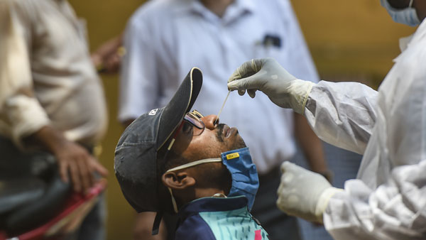 మహారాష్ట్రలో కొత్తగా 63వేల కేసులు