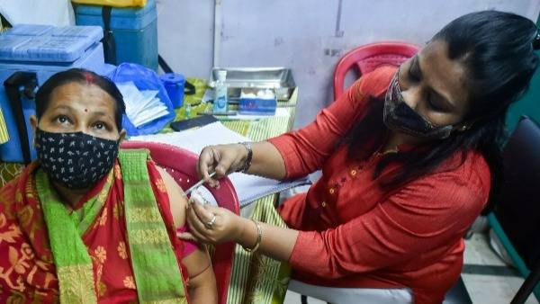 గతంలో టీకా వృథా చేసిన వారికి ఈసారి కట్