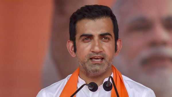 గౌతమ్ గంభీర్పై ఫైర్... గౌతమ్ గంభీర్పై ఫైర్...