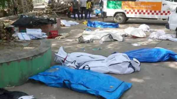 కోవిడ్ బాధితుల మృతదేహాలు