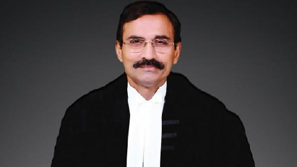 విచారణ నుంచి తప్పుకున్న లావు నాగేశ్వరరావు