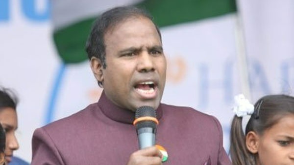 పరీక్షల రద్దు అడగటం లేదు , ప్రస్తుతానికి ఆ పని చెయ్యమన్న కేఏపాల్