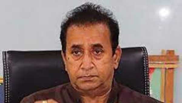  ఈ కేసులో మాజీ మంత్రికి సన్నిహితంగా ఉన్న పలువురిని ప్రశ్నించిన సీబీఐ .. మాజీ మంత్రిపై కేసు నమోదు