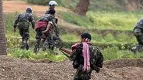 ప్రచారం చెయ్యలేక , సైలెంట్ గా ఉండలేక భయం గుప్పిట్లో అధికార వైసీపీ నేతలు ప్రచారం చెయ్యలేక , సైలెంట్ గా ఉండలేక భయం గుప్పిట్లో అధికార వైసీపీ నేతలు
