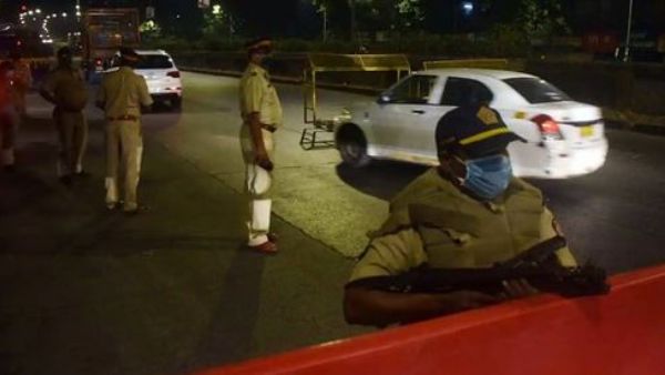  రాత్రి సమయాల్లో ఎవరూ బయటకు రావద్దని , నైట్ కర్ఫ్యూ నిబంధనలు అమలు