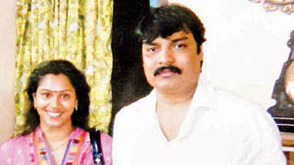 రాధా చుట్టూ రింగరింగా అని తిరిగేసిన ఎస్ఐ