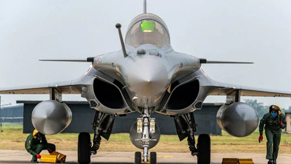 రాఫెల్ సబ్ కాంట్రాక్టర్ గుప్తా..