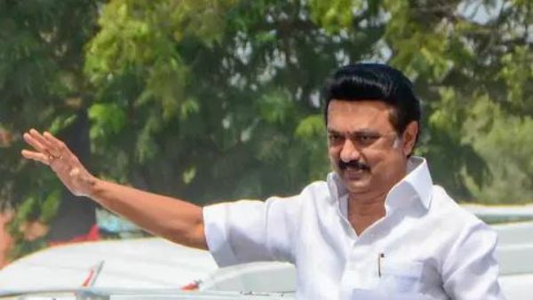 జీ పే ద్వారా ఓటర్లకు ఒక్కో ఓటుకు 5 వేలు ఇస్తున్నారని ఫిర్యాదు జీ పే ద్వారా ఓటర్లకు ఒక్కో ఓటుకు 5 వేలు ఇస్తున్నారని ఫిర్యాదు