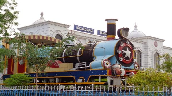  99 ఏళ్ల లీజుకు విజయవాడ స్టేషన్‌