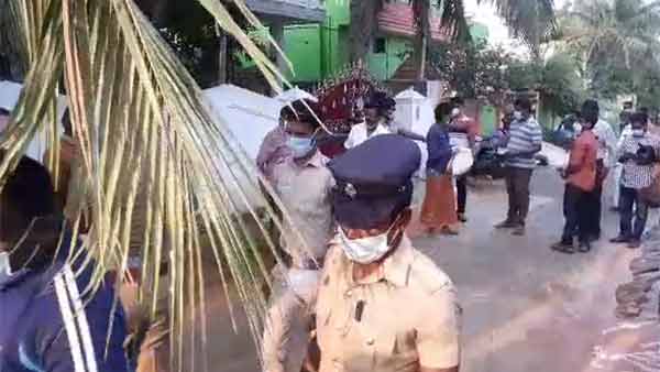 రెండో మొగుడితో జల్సాలు