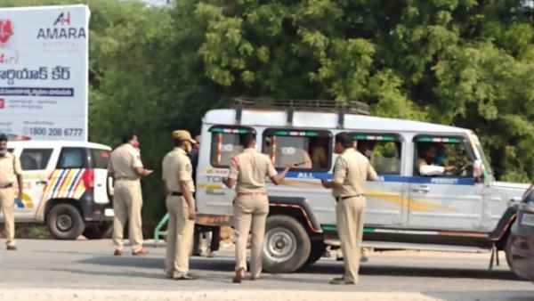 నకిలీ ఓట్ల ఆరోపణలపై పెద్దిరెడ్డి ఫైర్ నకిలీ ఓట్ల ఆరోపణలపై పెద్దిరెడ్డి ఫైర్