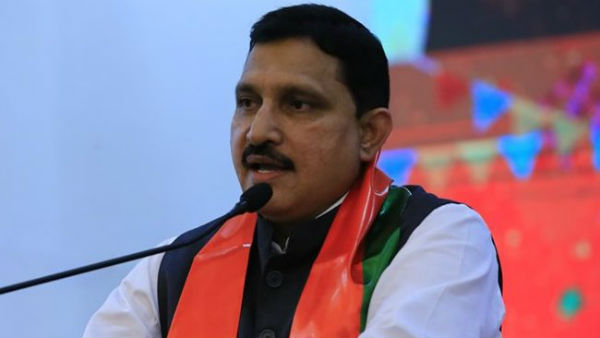 ఏపీకి ప్రత్యేక హోదాపై సుజనా నోటి దురద ఏపీకి ప్రత్యేక హోదాపై సుజనా నోటి దురద