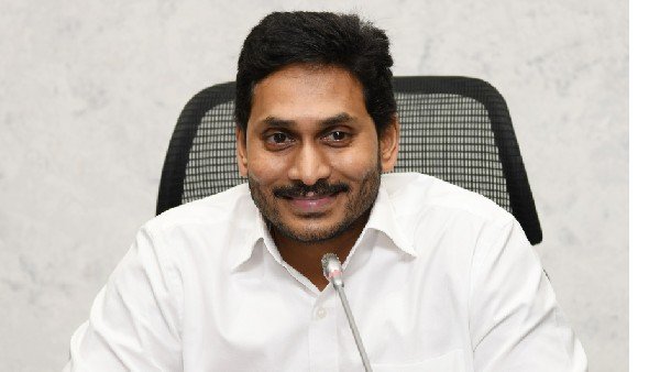 జగన్ దగ్గరకు వెళ్ళొచ్చాకే పాదాలకు చెప్పులు , అప్పటివరకు ఎండలైనా డోంట్ కేర్ జగన్ దగ్గరకు వెళ్ళొచ్చాకే పాదాలకు చెప్పులు , అప్పటివరకు ఎండలైనా డోంట్ కేర్