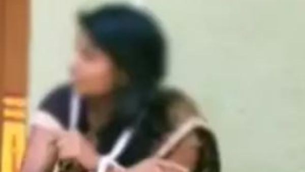 తాడుతో కిటికీకి కట్టేశారు...