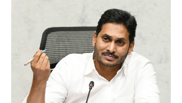 ఏపీలో అవినీతి కంపు ఏపీలో అవినీతి కంపు