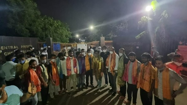 శాంతియుతంగా నిరసన తెలుపుతుంటే తప్పుడు కేసులా.. బండారం బహిర్గతం చేస్తానన్న ఎన్ఎస్ యూఐ రాష్ట్ర అధ్యక్షుడు