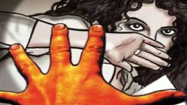 బాంగ్లాదేశ్ యువతి