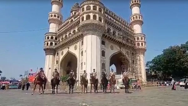 చార్మినార్ వద్ద భారీ భద్రత.. చార్మినార్ వద్ద భారీ భద్రత..