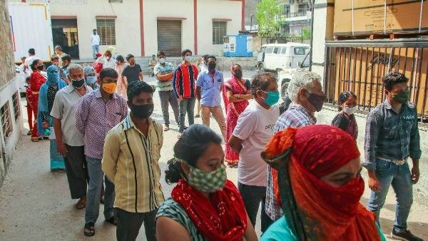 తెలంగాణలో ఇంటికే కరోనా మెడికల్ కిట్లు