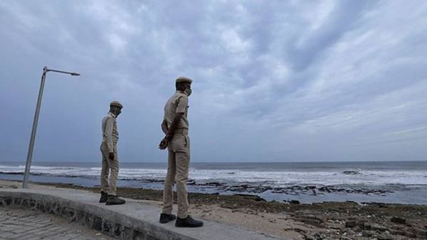 యాస్ తుఫానుపై ప్రధాని మోడీ ఉన్నతస్థాయి సమీక్ష యాస్ తుఫానుపై ప్రధాని మోడీ ఉన్నతస్థాయి సమీక్ష