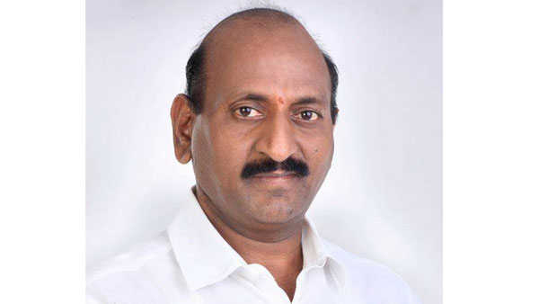 అసంతృప్తిలో రవీందర్ రెడ్డి అసంతృప్తిలో రవీందర్ రెడ్డి