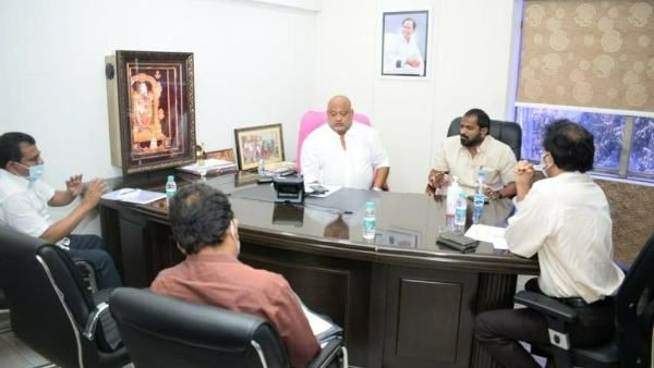 బీసీల అభివృద్ది కోసం యాక్షన్ ప్లాన్.. ప్రతీ బిసి బిడ్డ లబ్దిపొందాలన్న మంత్రి కమలాకర్.. బీసీల అభివృద్ది కోసం యాక్షన్ ప్లాన్.. ప్రతీ బిసి బిడ్డ లబ్దిపొందాలన్న మంత్రి కమలాకర్..